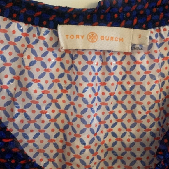 Tory Burch Gwenna Printed Tunic Top Size 2 Red and Blue Semi Sheer - Picture 3 of 10